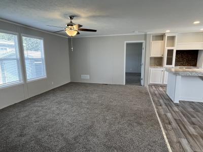 Photo 4 of 6 of home located at 25805 Bristol Brownstown, MI 48134