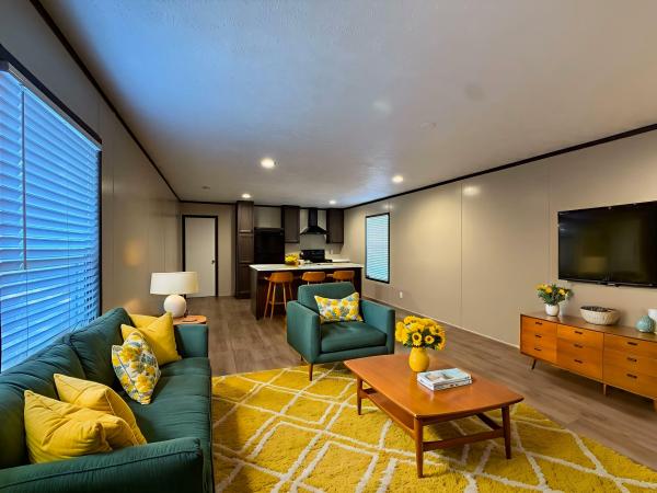 2022 Clayton - Bonham Mobile Home For Sale