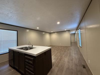Photo 5 of 24 of home located at 601 Kathy #Ka601 Conroe, TX 77301