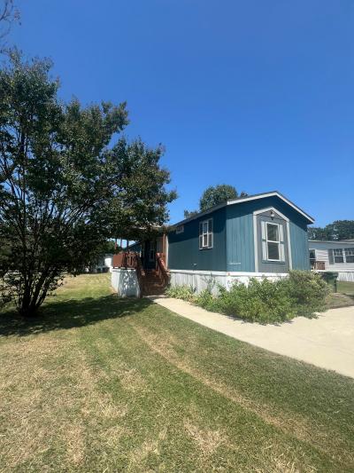 Mobile Home at 161 Yates Circle Lot Y161 Aledo, TX 76008