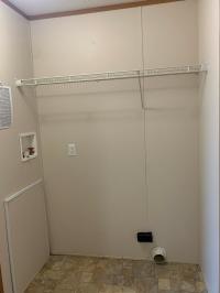 2015 ADVENTURE MOJAVE MODEL 2502A  Home