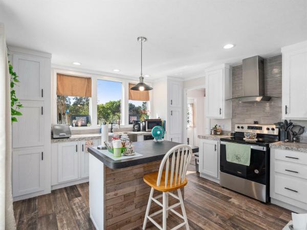 2023 Fleetwood   Bella   Home