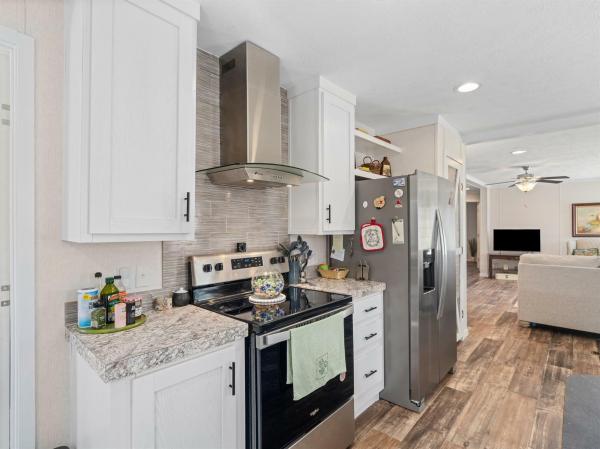 2023 Fleetwood   Bella   Home