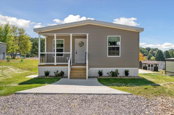 2025 Colony 550EC9999M  Home