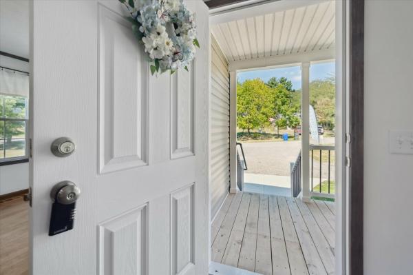 2025 Colony 550EC9999M  Home