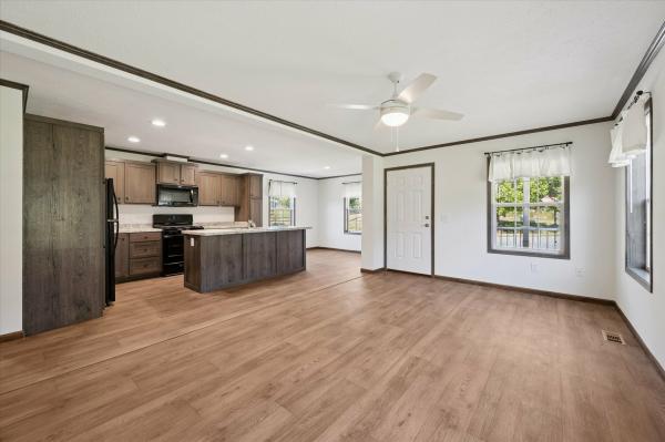 2025 Colony 550EC9999M  Home