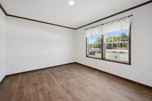 2025 Colony 550EC9999M  Home