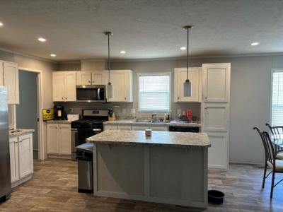 Photo 3 of 13 of home located at 43441 Bordeaux Ave #713 Sterling Heights, MI 48314