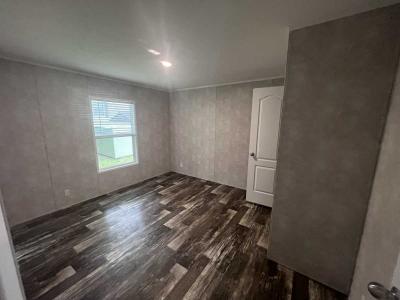 Photo 5 of 9 of home located at 212 Anker Lane #13 Germantown Hills, IL 61548