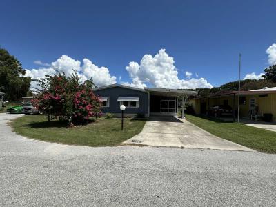 Photo 2 of 15 of home located at 114 Burma Island Rd Leesburg, FL 34788