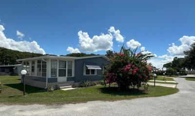 Photo 3 of 15 of home located at 114 Burma Island Rd Leesburg, FL 34788