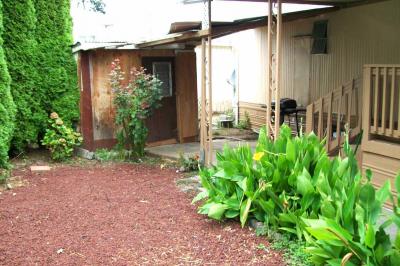 Photo 4 of 8 of home located at 3900 Coburg Rd Sp. #55 Eugene, OR 97408