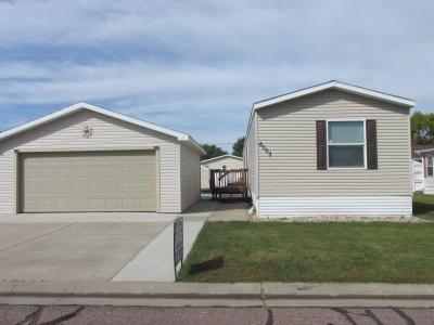 Photo 2 of 21 of home located at 6003 S. Prestwick Pl. Sioux Falls, SD 57106