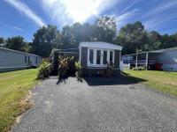 1983 Commodore Holly Park Manufactured Home