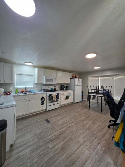 Photo 4 of 11 of home located at 679 Butternut Drive #428 Holland, MI 49424