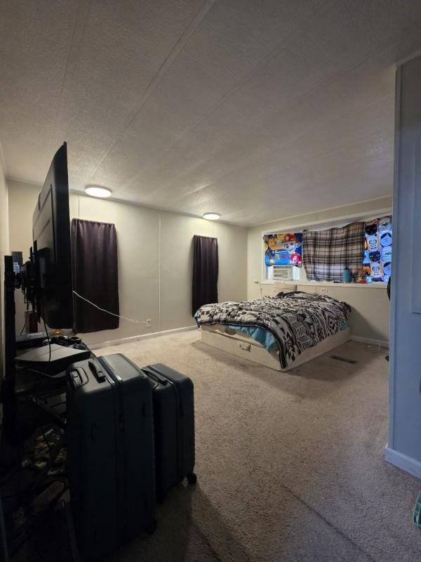1980 Sherwood Park Manufactured Home