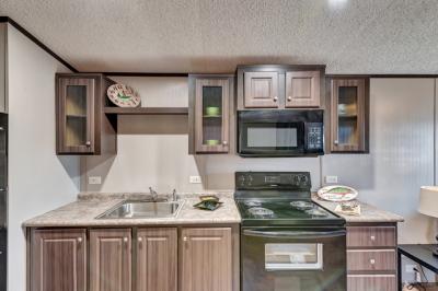 Photo 3 of 5 of home located at 10780 High Mesa Trail Tyler, TX 75708