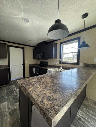 Photo 3 of 40 of home located at 4000 E 134th Street #1019 Chicago, IL 60633