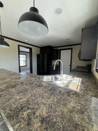 Photo 2 of 40 of home located at 4000 E 134th Street #1019 Chicago, IL 60633