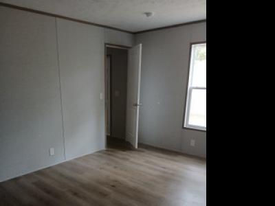 Photo 5 of 6 of home located at 194 Leah Land Bald Knob, AR 72010