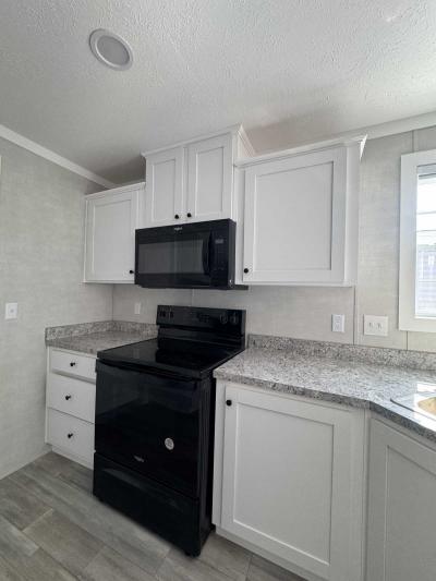 Photo 3 of 34 of home located at 4000 E 134th Street #1017 Chicago, IL 60633