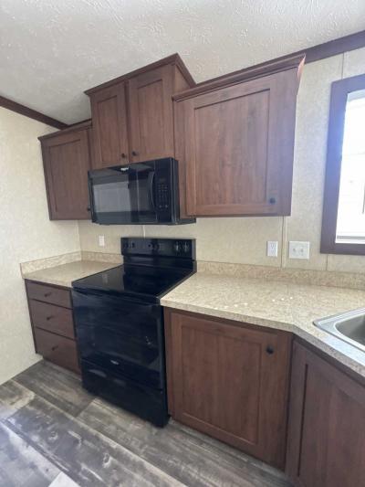 Photo 4 of 29 of home located at 4000 E 134th Street #1003 Chicago, IL 60633