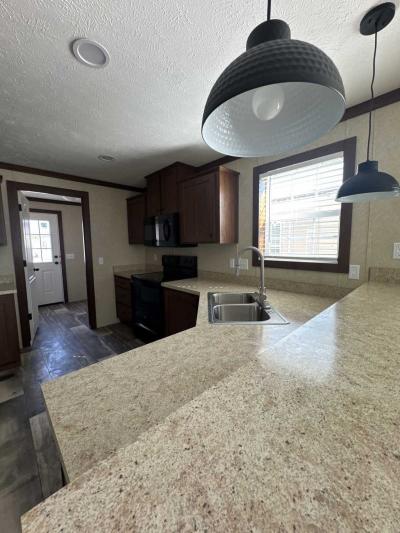 Photo 2 of 29 of home located at 4000 E 134th Street #1003 Chicago, IL 60633