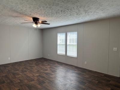 Photo 5 of 15 of home located at 4001 Lesslie Hwy Catawba, SC 29704