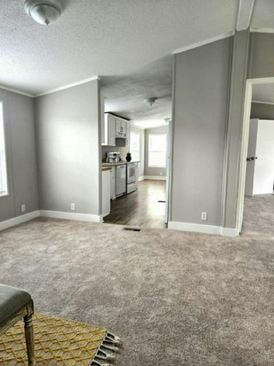 Photo 4 of 29 of home located at 8807 Dundee Way Orlando, FL 32817
