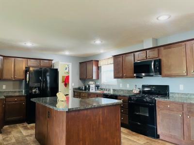 Photo 5 of 19 of home located at 5955 Pheasant Run White Lake, MI 48383