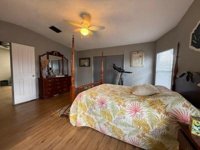 Photo 4 of 17 of home located at 153 Juliana Blvd. Auburndale, FL 33823
