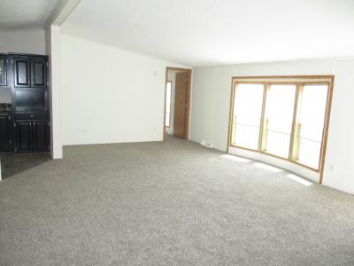 Photo 3 of 20 of home located at 23263 Fountain Dr Clinton Township, MI 48036