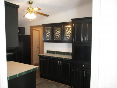 Photo 4 of 20 of home located at 23263 Fountain Dr Clinton Township, MI 48036