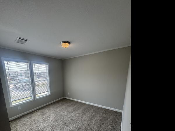 2022 Champion IN2860S Mobile Home