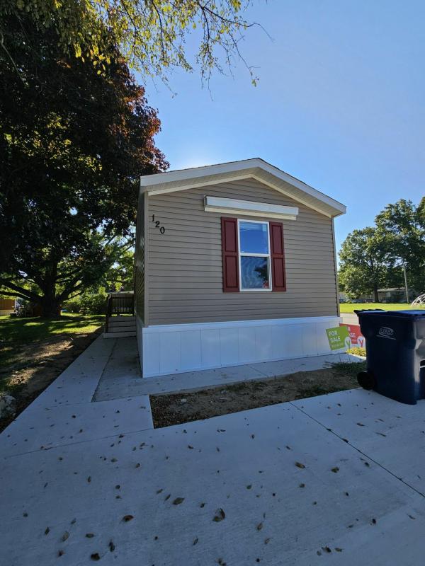 Photo 2 of 2 of home located at 1558 West Shawnee Road Lot 120 Baroda, MI 49101