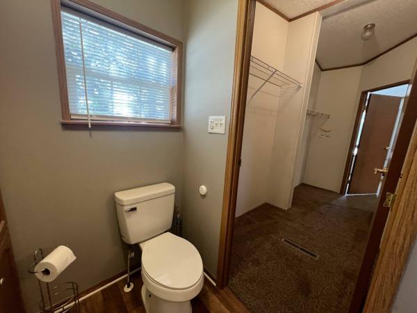 1997 Commodore n/a Mobile Home