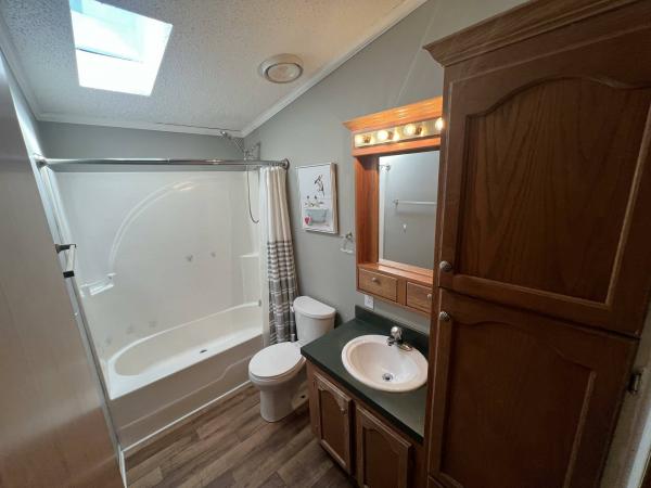 1997 Commodore n/a Mobile Home