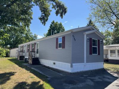 Photo 2 of 7 of home located at 2740 S. Thomas Traverse City, MI 49686