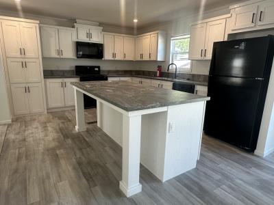 Mobile Home at 35 White Oak Drive Coopersville, MI 49404