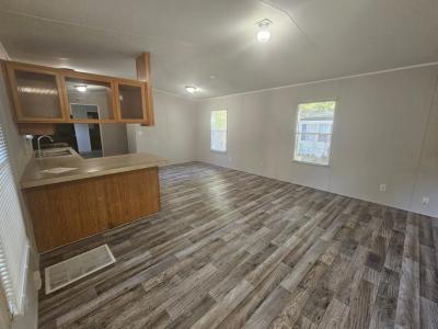 Photo 4 of 10 of home located at 5570 Connie Jean Road, #21 Jacksonville, FL 32222