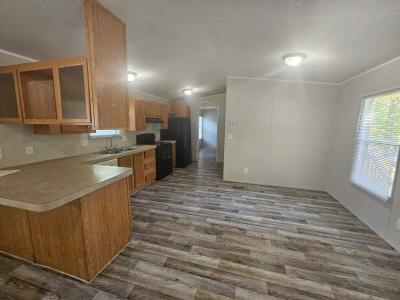 Photo 5 of 10 of home located at 5570 Connie Jean Road, #21 Jacksonville, FL 32222