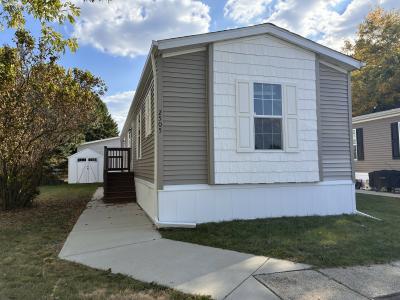 Mobile Home at 2505 W Sinclair Ct Highland, MI 48357