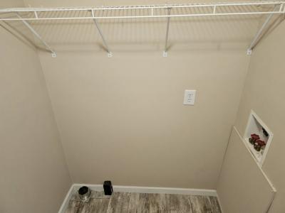 Photo 5 of 19 of home located at 6539 Townsend Rd, #141 Jacksonville, FL 32244