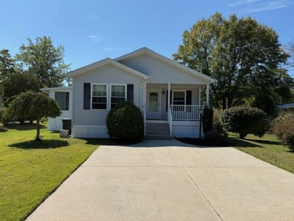 2006  Mobile Home For Sale