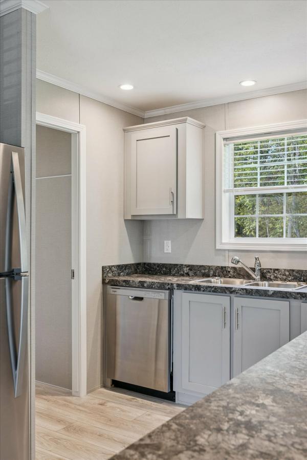 2025 Champion/Redman 84 NWD-A-25201  Home