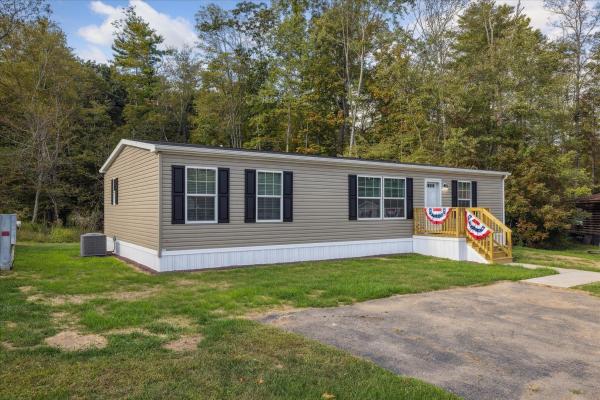 2025 Champion/Redman 84 NWD-A-25201  Home