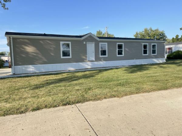 Photo 1 of 2 of home located at 49 Leisure Lane Anderson, IN 46013