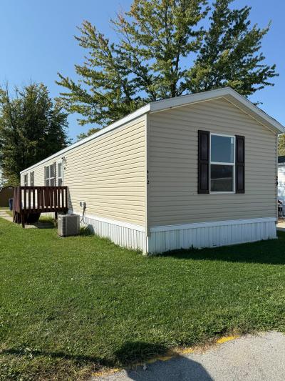 Mobile Home at 412 17th Ave. East, Lot# 29 Milan, IL 61264