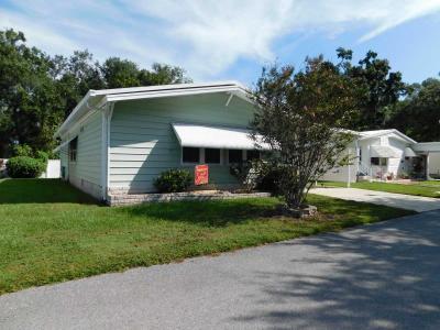 Photo 3 of 46 of home located at 38118 Overbrook Blvd Zephyrhills, FL 33541