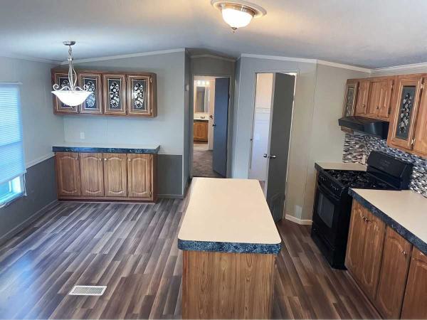 Photo 1 of 2 of home located at 5123 E Paradise Lane Quincy, IL 62305
